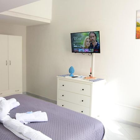 Scugnizzella Holiday House Apartman Nápoly Kültér fotó