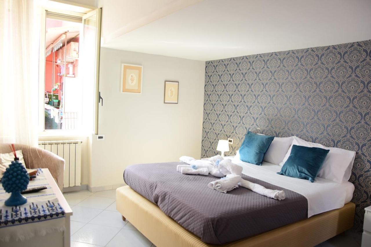 Scugnizzella Holiday House Apartman Nápoly Kültér fotó